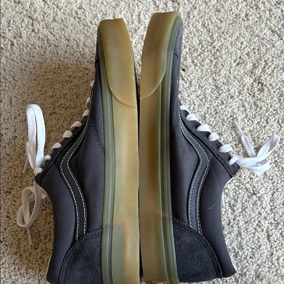 Vans Men's dark grey Sneakers with Gum Sole - mens size 11 (never worn) - Picture 8 of 10